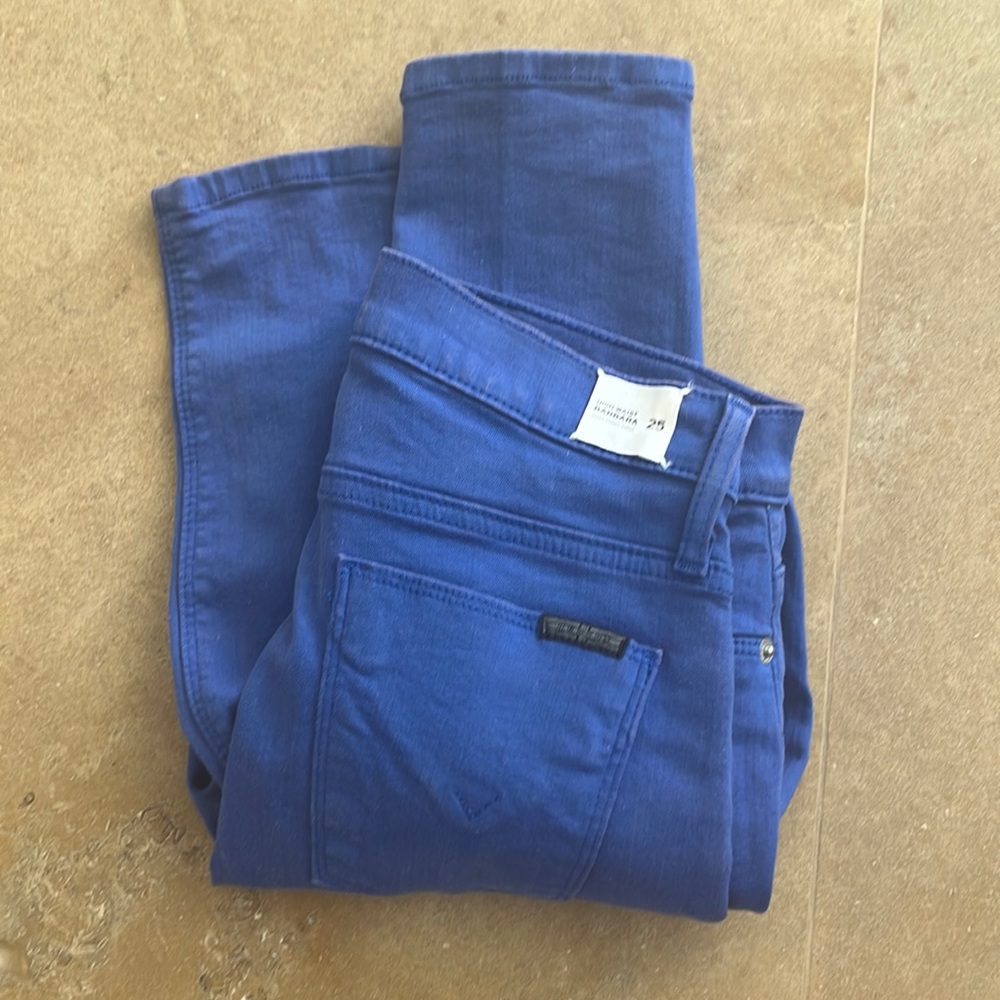 Perfect for summer or fall jeans! High rise. Flattering fit.